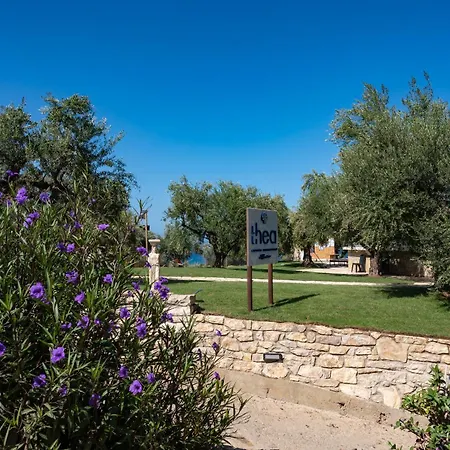 Thea Luxury Residences Aparthotel