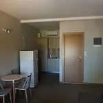 Thea Luxury Residences זכארו