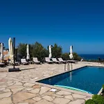 מלון דירות Thea Luxury Residences זכארו