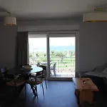 Thea Luxury Residences זכארו