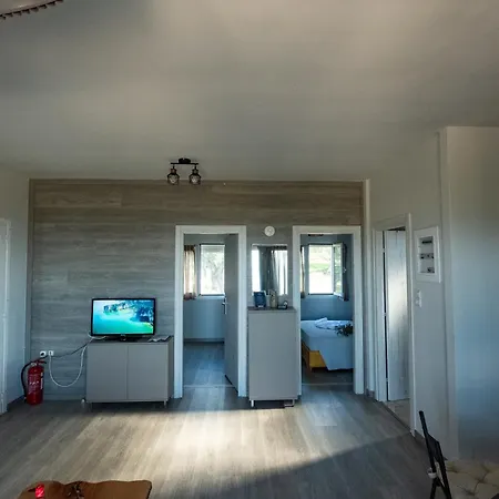 Thea Luxury Residences Apartahotel Zacharo