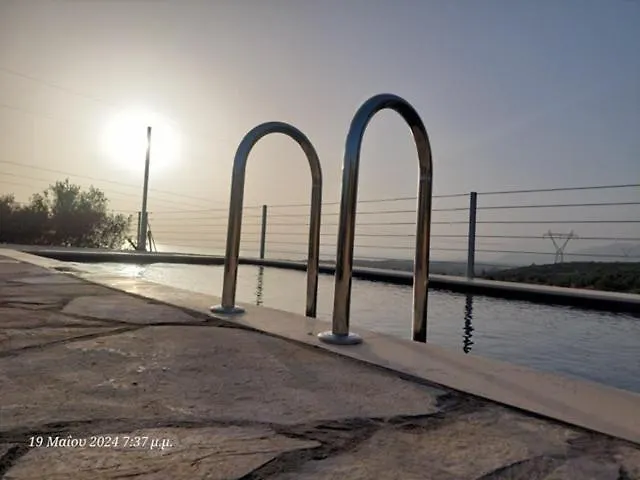 Thea Luxury Residences Zaháro