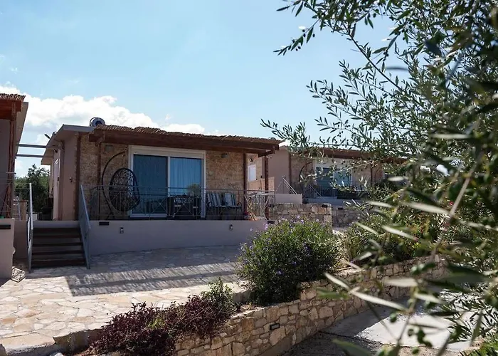 Thea Luxury Residences Lägenhetshotell 4*