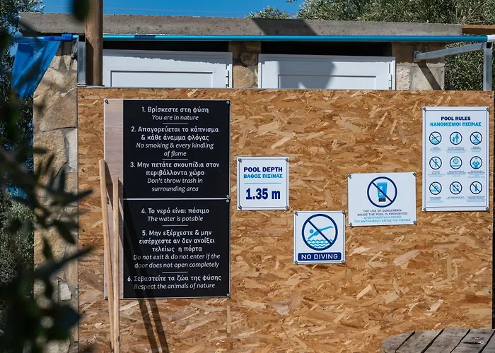 Thea Luxury Residences Apartmanhotel Zaháro