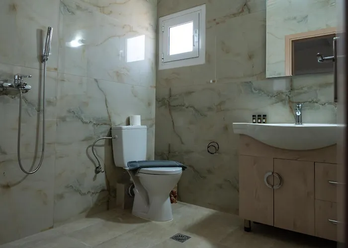 Lägenhetshotell Thea Luxury Residences 4*