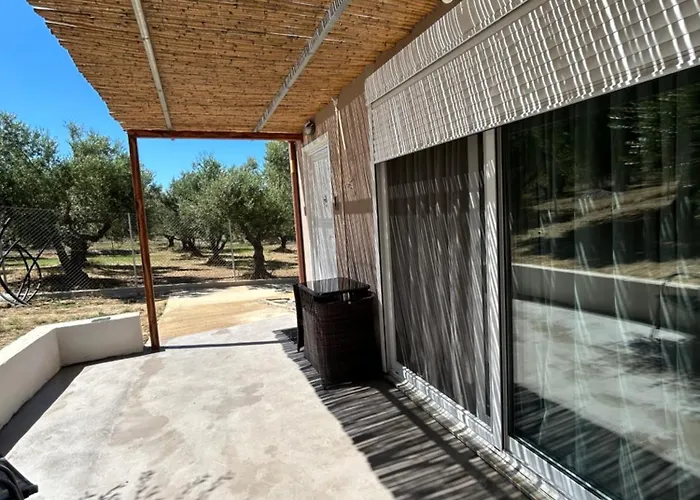 Ξενοδοχείο με διαμερίσματα Thea Luxury Residences