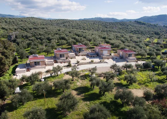 Thea Luxury Residences Apartmanhotel Zaháro